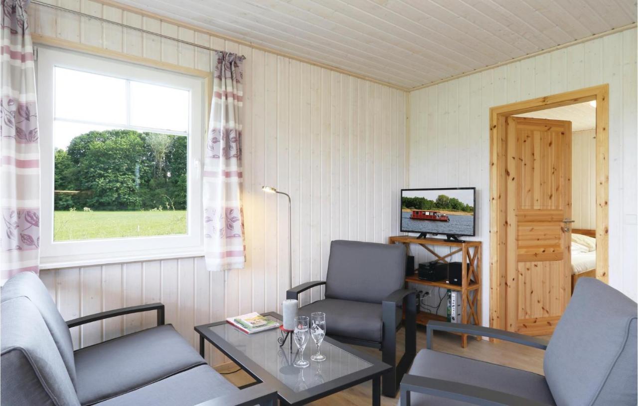 Beautiful Home In Zerpenschleuse エクステリア 写真