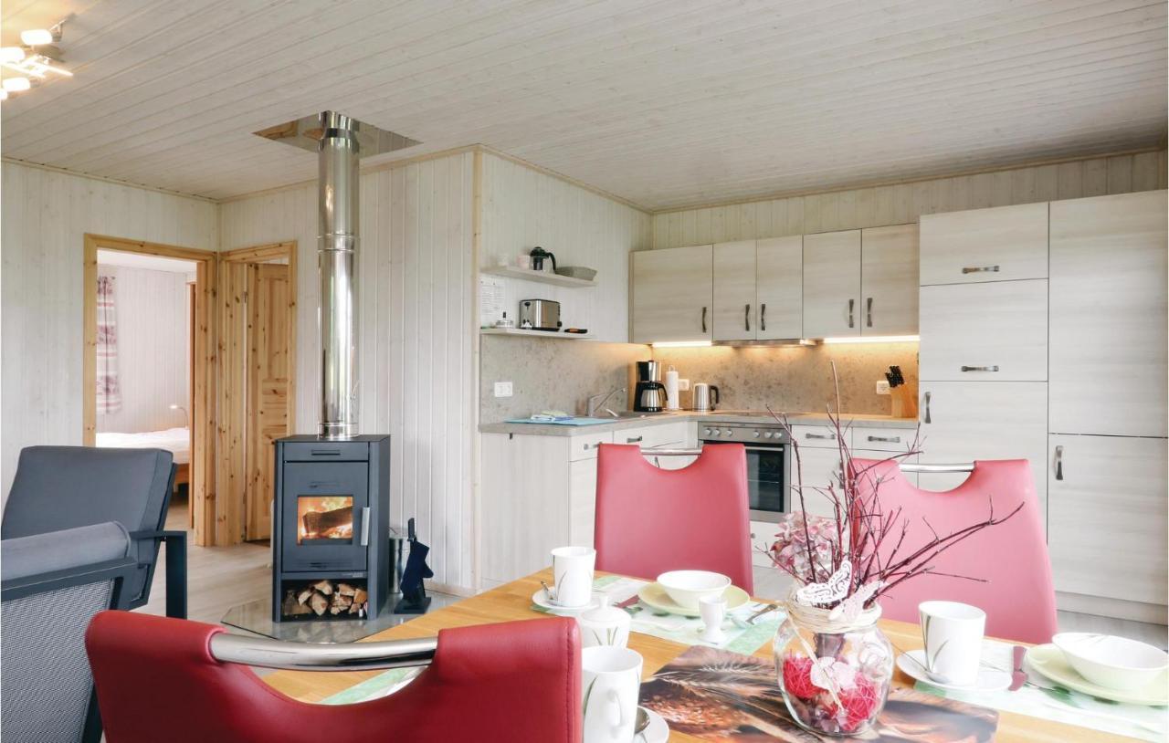 Beautiful Home In Zerpenschleuse エクステリア 写真